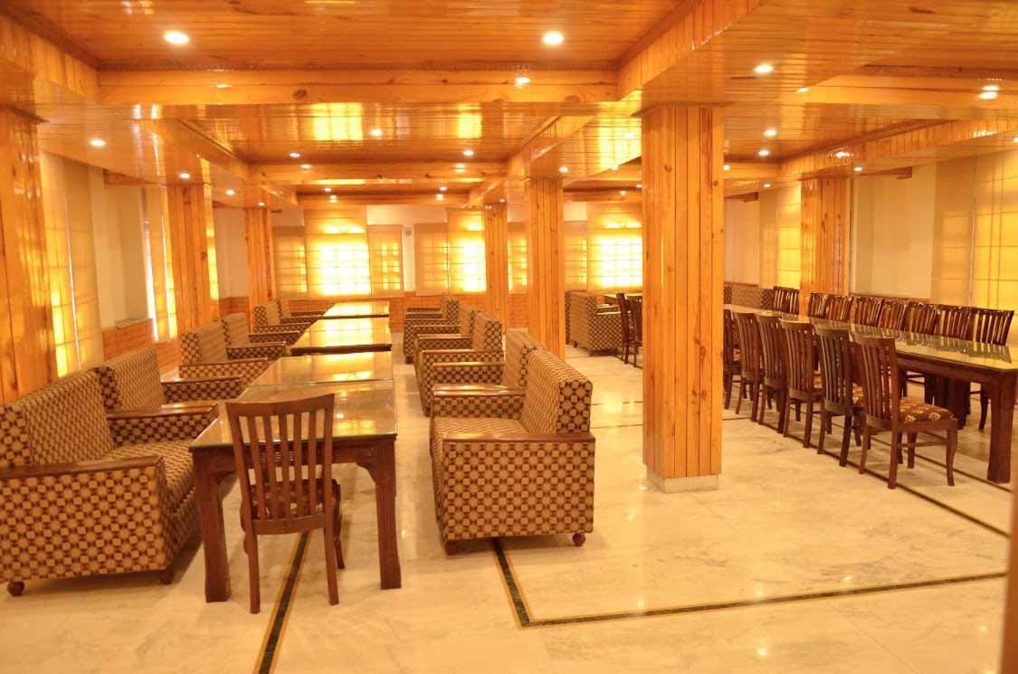 Rāmpur Hotel Atul Regency Narkanda מראה חיצוני תמונה